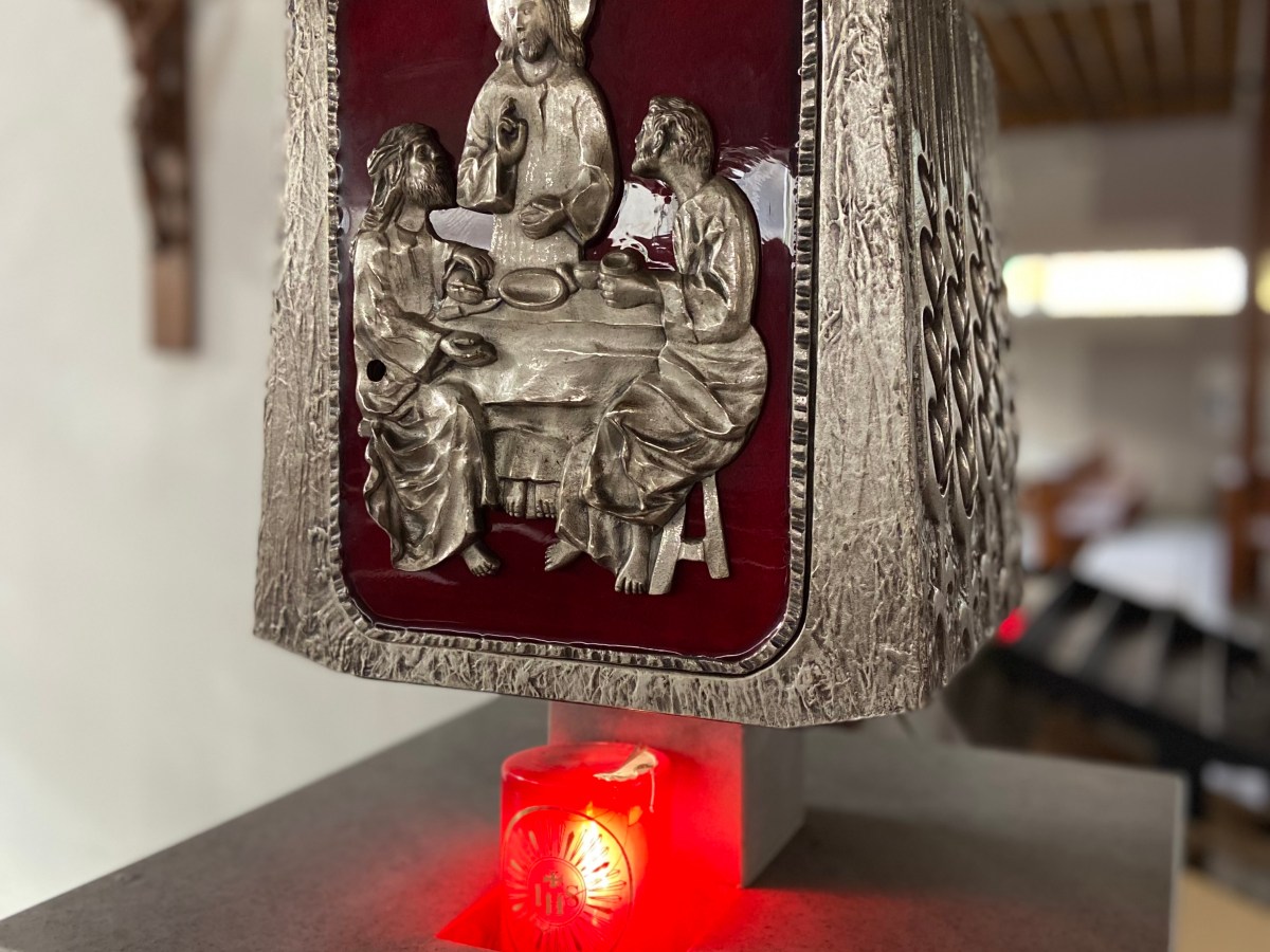 Le pain et le vin deviennent-ils véritablement le corps et le sang du Christ&nbsp;?